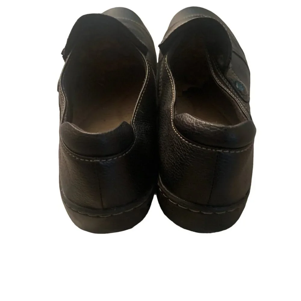 CLARKS COLLECTION WOMEN'S BLACK LEATHER SLIP ON LOAFERS 9- NICE!